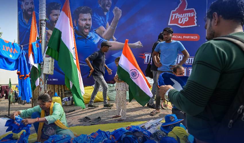 Sleepless India fans ready for World Cup title clash